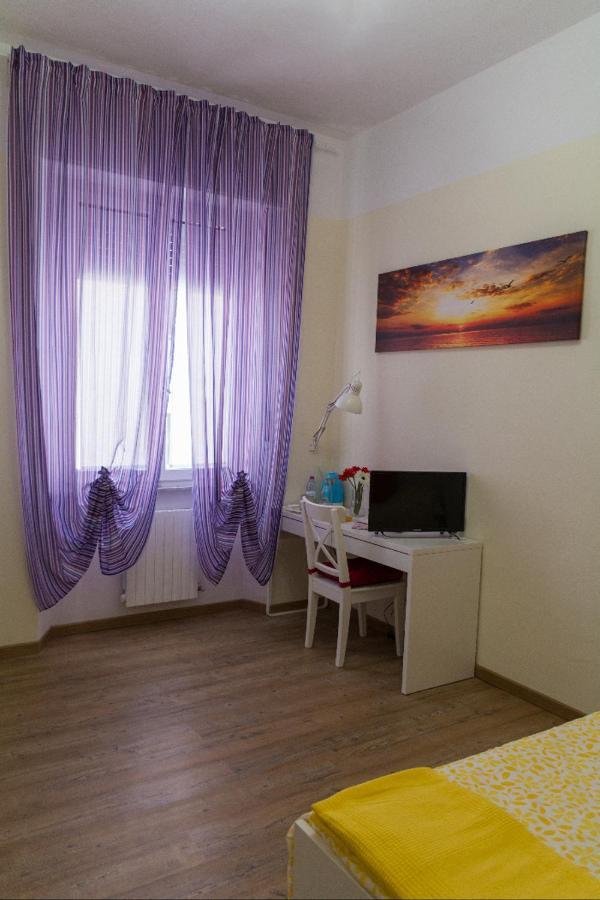La Casa Dei Nonni Apartment Livorno Exterior foto